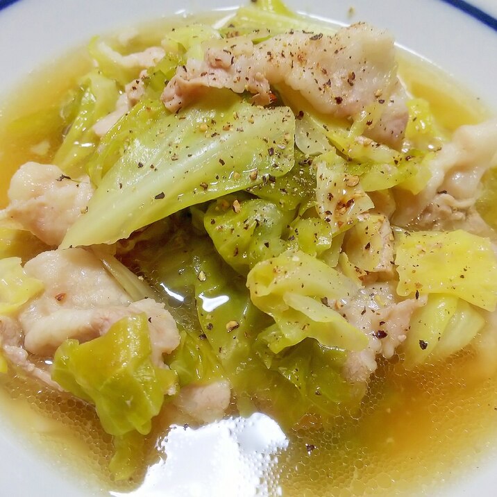 鍋に入れて簡単 春キャベツと豚バラ肉のスープ レシピ 作り方 By りんごの台所 楽天レシピ